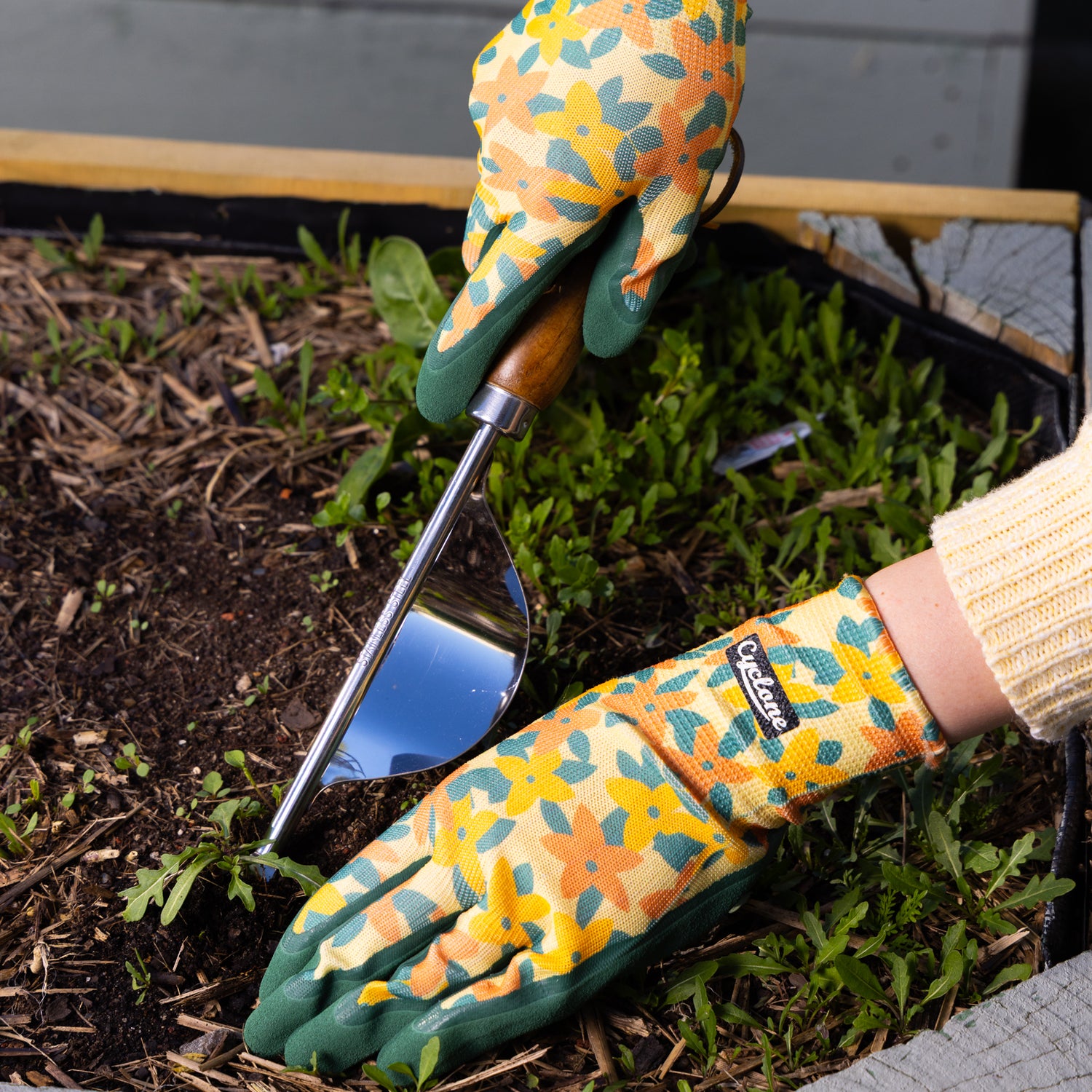 Geoflow Patterned Gloves