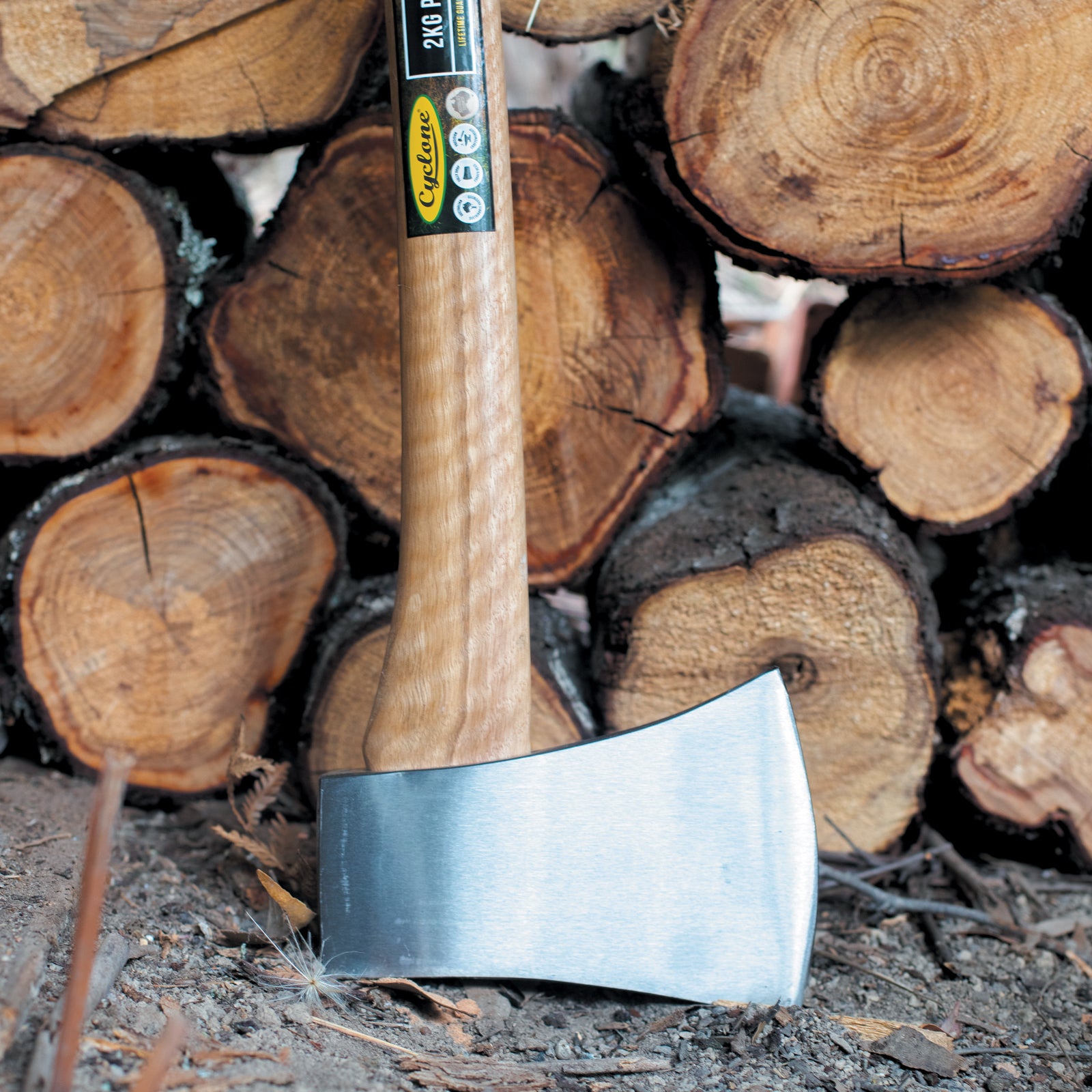 2kg Polished Axe – Cyclone Tools