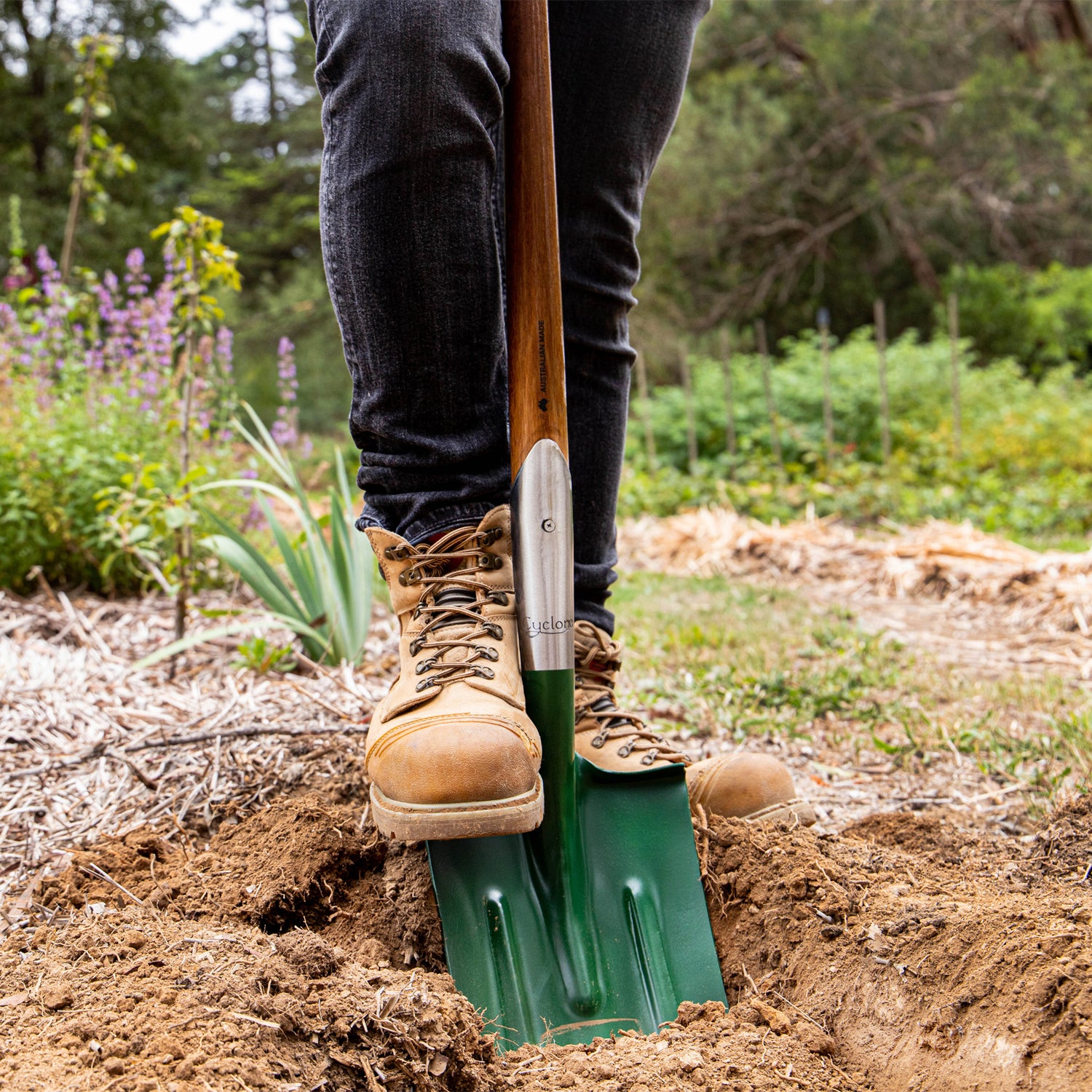 Digging Tools Example Square Mouth Post Hole Shovel for Deep Holes - Cyclone Tools