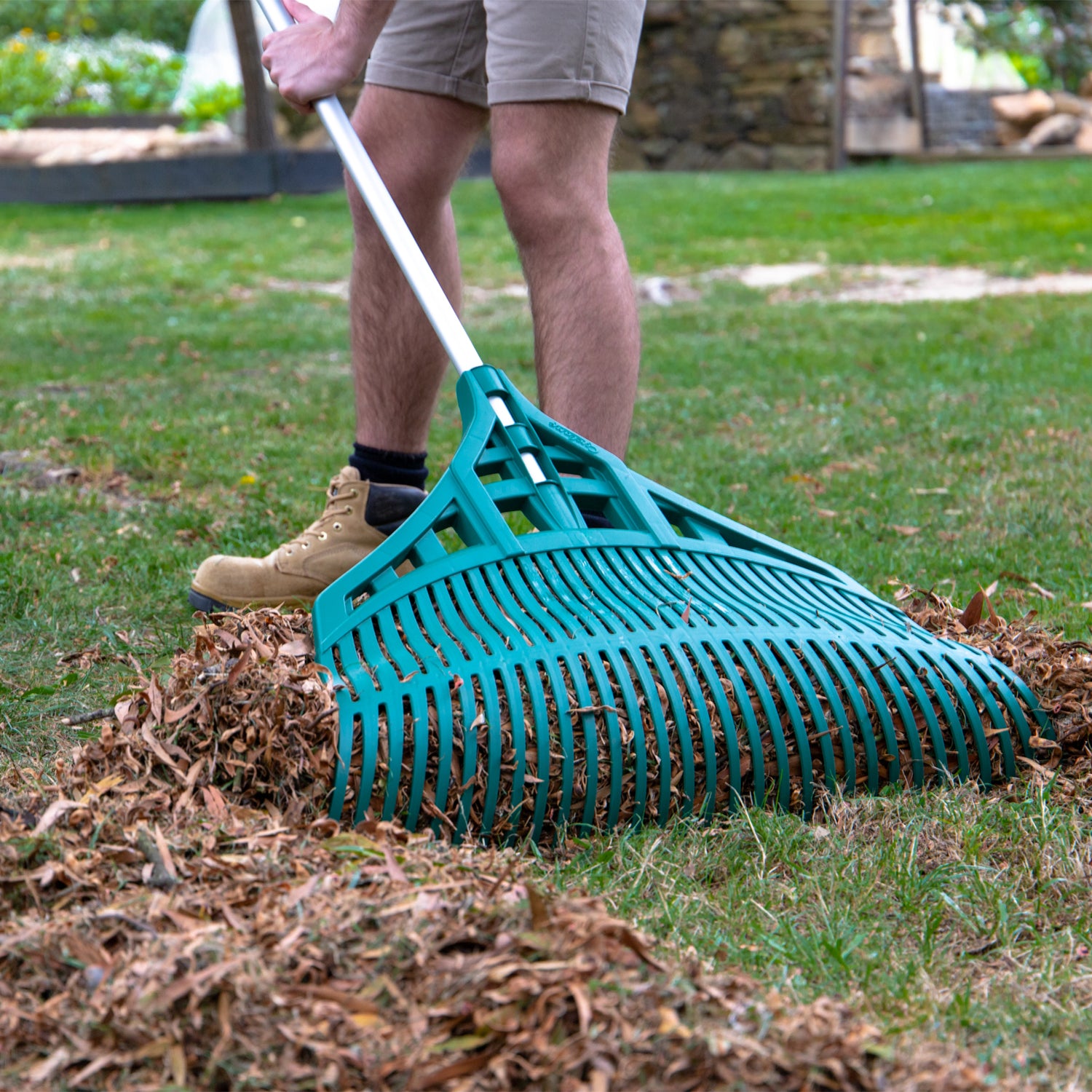 Extra Wide Leaf Rake – Cyclone Tools
